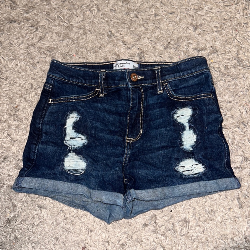 Abercrombie and Fitch kids